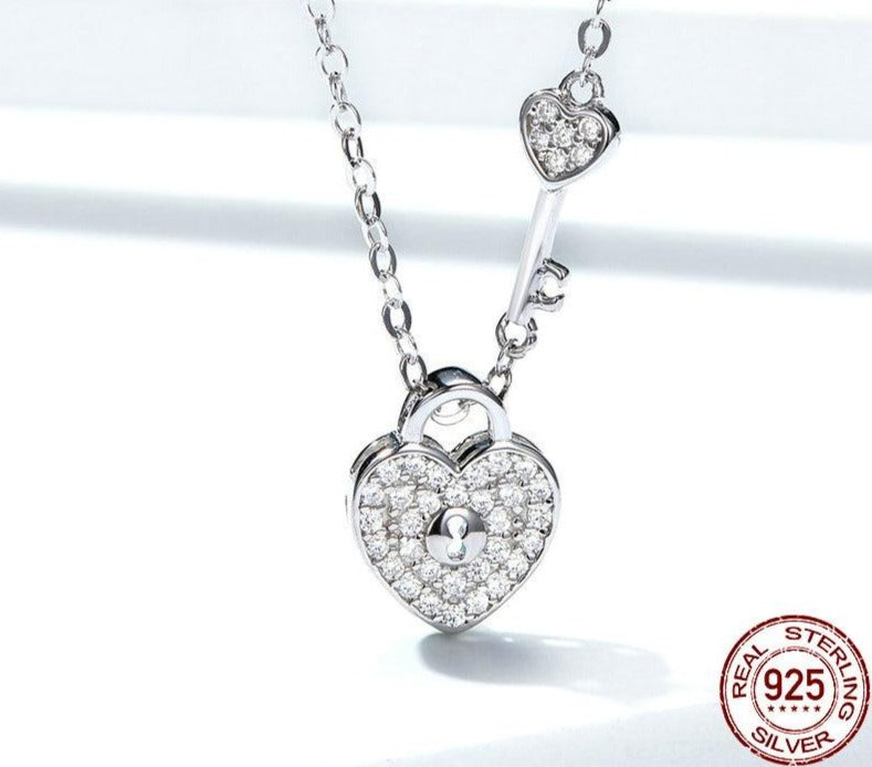 Zarte Damen Halskette mit Heart Lock & Key Anhänger aus 925 Sterling Silber