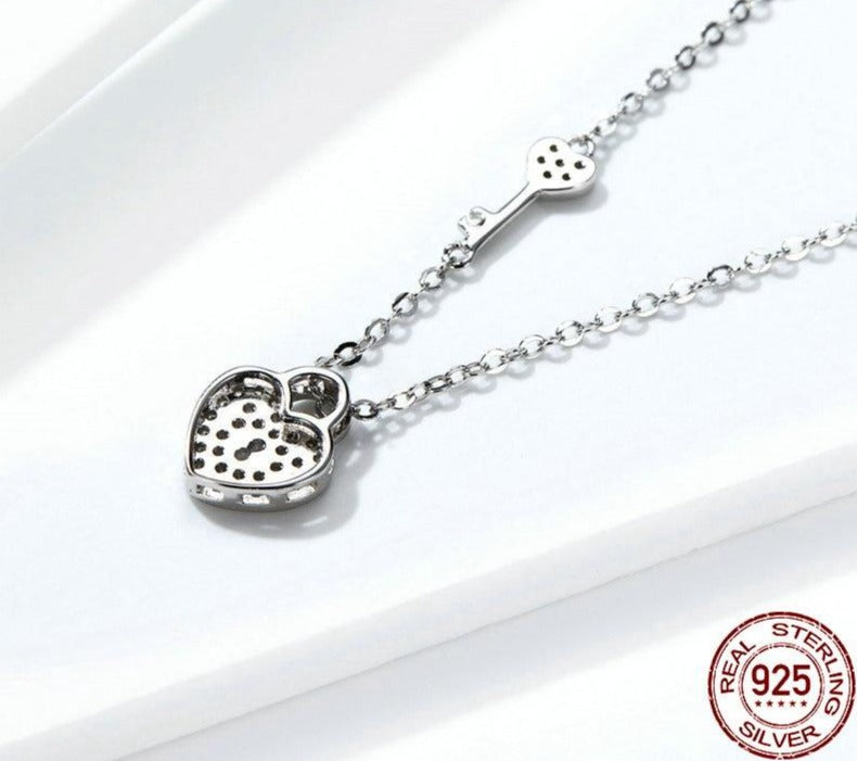 Zarte Damen Halskette mit Heart Lock & Key Anhänger aus 925 Sterling Silber