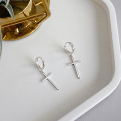 Zarte Kreuz Ohrringe aus 925 Sterling Silber